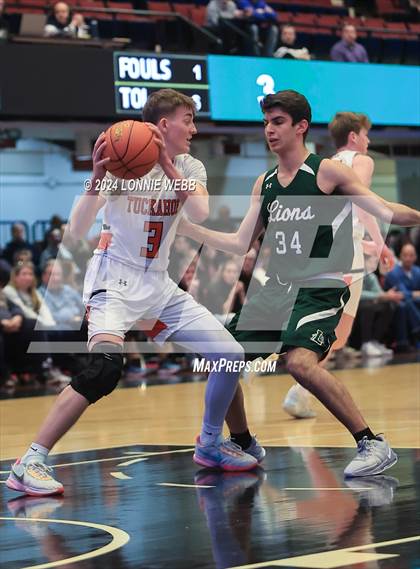 Thumbnail 1 in Tuckahoe vs. Leffell (NYSPHSAA Section 1 Class C Semifinal) photogallery.