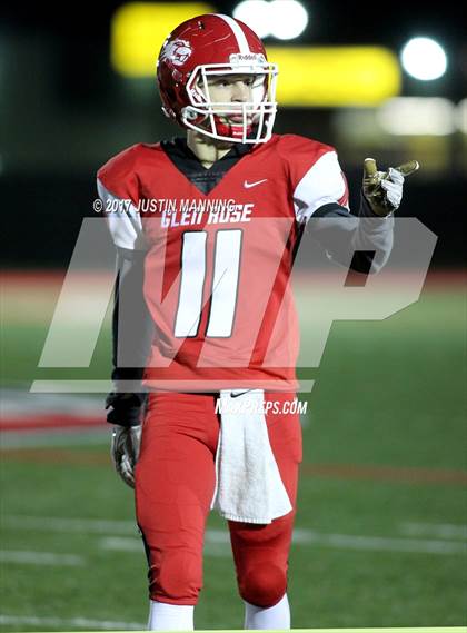 Thumbnail 3 in Glen Rose vs. Newport (AAA 3A Round 1 Playoff) photogallery.