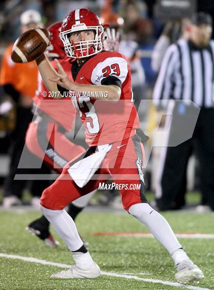 Thumbnail 2 in Glen Rose vs. Newport (AAA 3A Round 1 Playoff) photogallery.