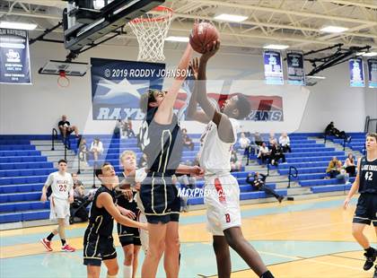 Thumbnail 2 in Lake Creek vs. Bellaire (McDonald's Texas Invitational) photogallery.