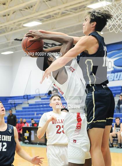 Thumbnail 2 in Lake Creek vs. Bellaire (McDonald's Texas Invitational) photogallery.
