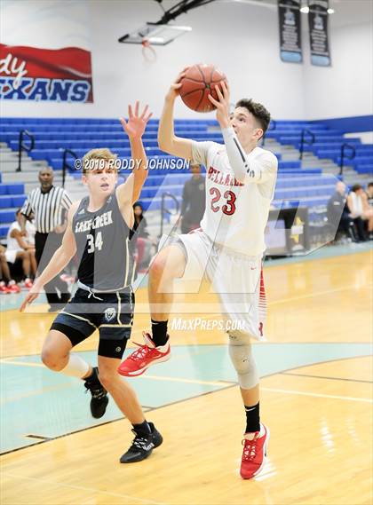 Thumbnail 1 in Lake Creek vs. Bellaire (McDonald's Texas Invitational) photogallery.