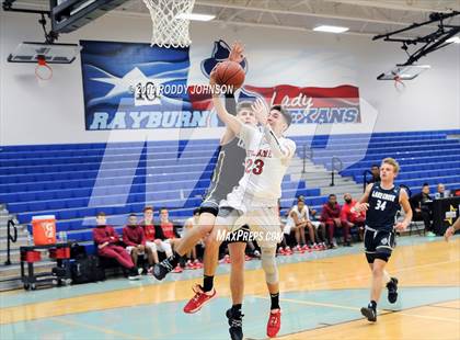 Thumbnail 1 in Lake Creek vs. Bellaire (McDonald's Texas Invitational) photogallery.