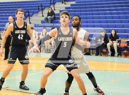 Thumbnail 1 in Lake Creek vs. Bellaire (McDonald's Texas Invitational) photogallery.