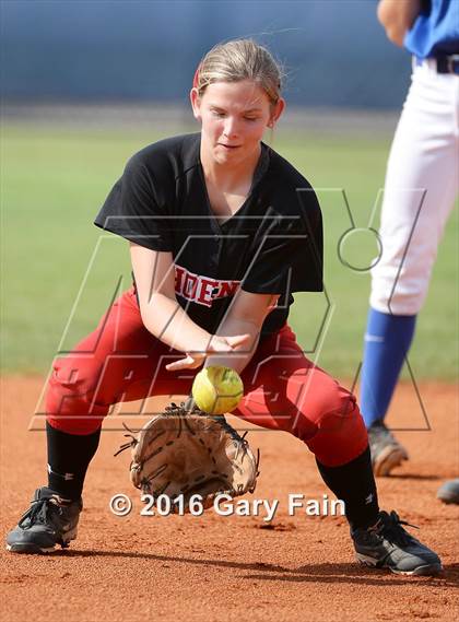 Thumbnail 1 in Tennessee vs. Georgia (All-Star Softball Game) photogallery.