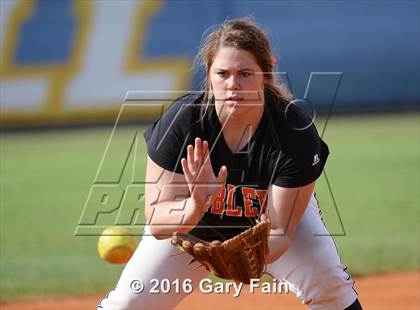 Thumbnail 3 in Tennessee vs. Georgia (All-Star Softball Game) photogallery.