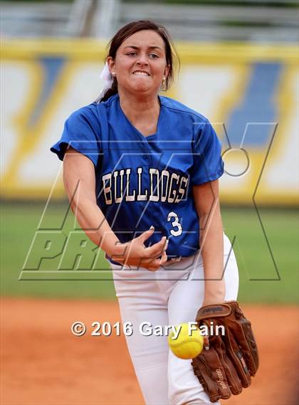 Thumbnail 2 in Tennessee vs. Georgia (All-Star Softball Game) photogallery.
