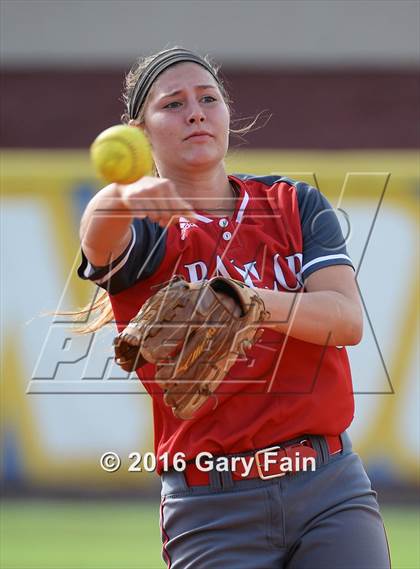 Thumbnail 3 in Tennessee vs. Georgia (All-Star Softball Game) photogallery.