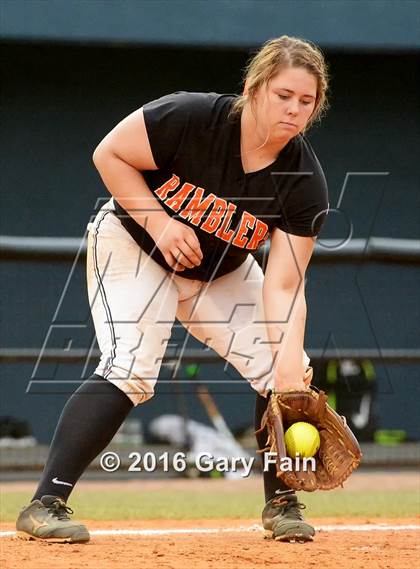 Thumbnail 1 in Tennessee vs. Georgia (All-Star Softball Game) photogallery.