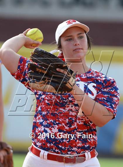 Thumbnail 1 in Tennessee vs. Georgia (All-Star Softball Game) photogallery.