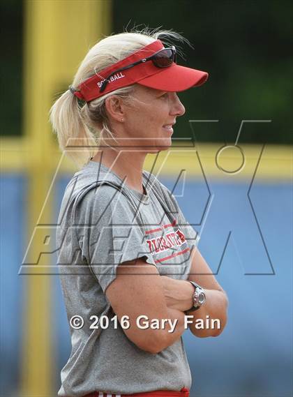 Thumbnail 1 in Tennessee vs. Georgia (All-Star Softball Game) photogallery.