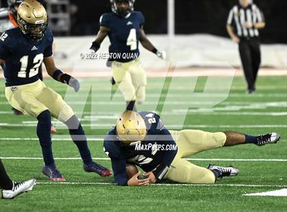 Thumbnail 1 in McClymonds vs. Mater Dei Catholic (CIF State D2-AA Final) photogallery.