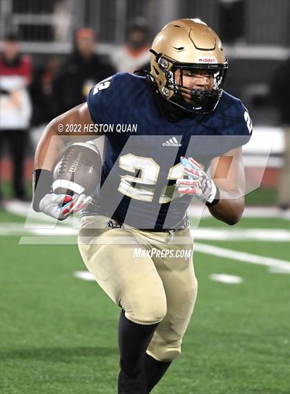 Thumbnail 2 in McClymonds vs. Mater Dei Catholic (CIF State D2-AA Final) photogallery.