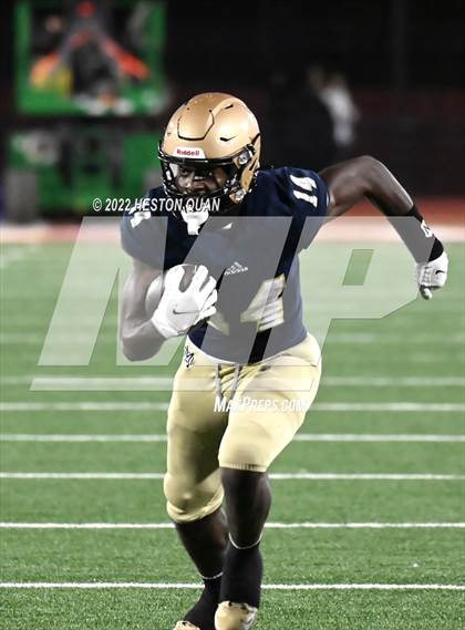 Thumbnail 2 in McClymonds vs. Mater Dei Catholic (CIF State D2-AA Final) photogallery.