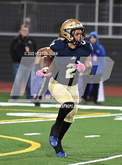 Thumbnail 3 in McClymonds vs. Mater Dei Catholic (CIF State D2-AA Final) photogallery.