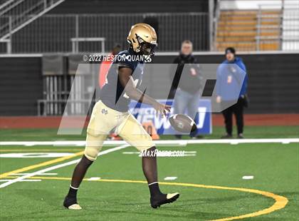Thumbnail 1 in McClymonds vs. Mater Dei Catholic (CIF State D2-AA Final) photogallery.