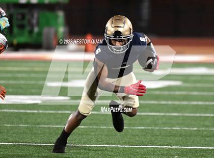 Thumbnail 1 in McClymonds vs. Mater Dei Catholic (CIF State D2-AA Final) photogallery.