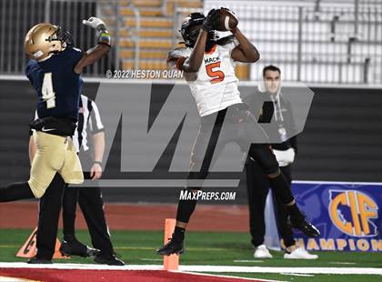 Thumbnail 2 in McClymonds vs. Mater Dei Catholic (CIF State D2-AA Final) photogallery.