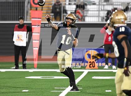 Thumbnail 1 in McClymonds vs. Mater Dei Catholic (CIF State D2-AA Final) photogallery.