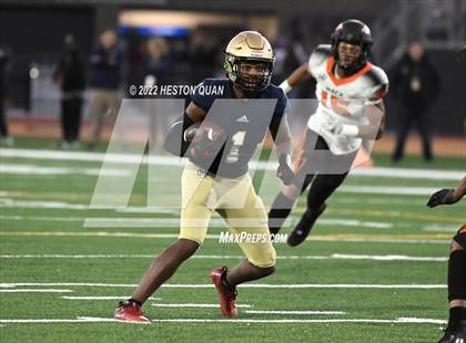 Thumbnail 1 in McClymonds vs. Mater Dei Catholic (CIF State D2-AA Final) photogallery.