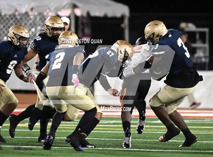 Thumbnail 1 in McClymonds vs. Mater Dei Catholic (CIF State D2-AA Final) photogallery.
