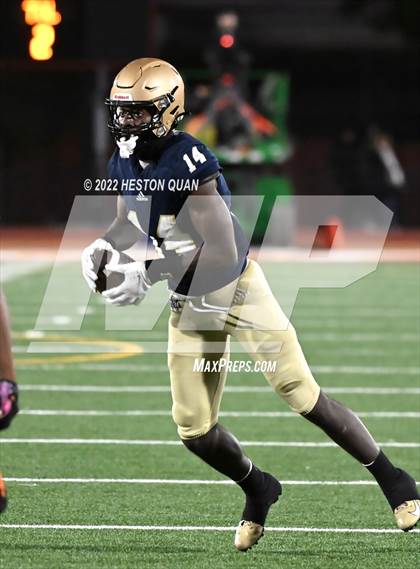Thumbnail 1 in McClymonds vs. Mater Dei Catholic (CIF State D2-AA Final) photogallery.