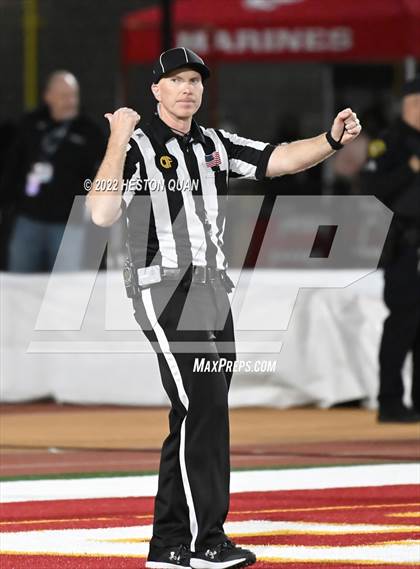 Thumbnail 2 in McClymonds vs. Mater Dei Catholic (CIF State D2-AA Final) photogallery.