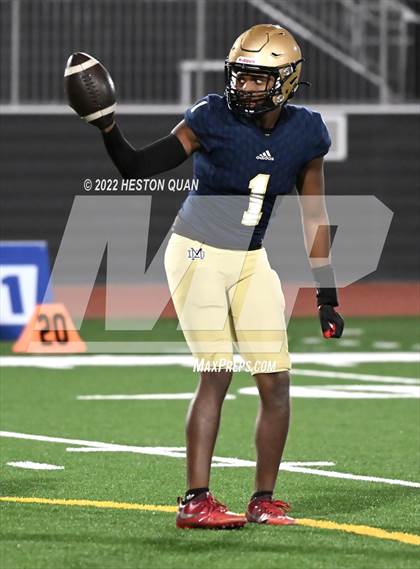 Thumbnail 1 in McClymonds vs. Mater Dei Catholic (CIF State D2-AA Final) photogallery.
