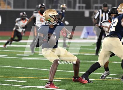 Thumbnail 3 in McClymonds vs. Mater Dei Catholic (CIF State D2-AA Final) photogallery.