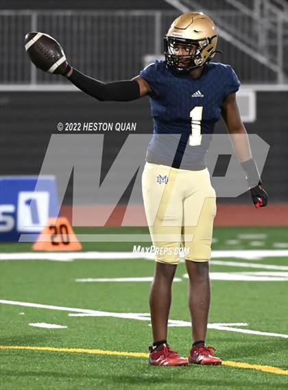 Thumbnail 2 in McClymonds vs. Mater Dei Catholic (CIF State D2-AA Final) photogallery.