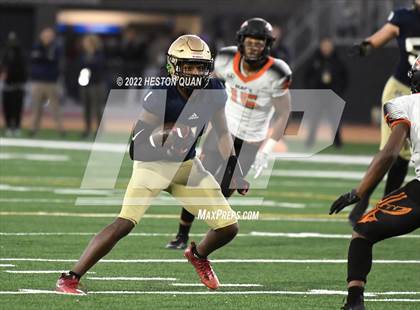 Thumbnail 2 in McClymonds vs. Mater Dei Catholic (CIF State D2-AA Final) photogallery.