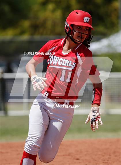 Thumbnail 1 in Miami vs Willcox photogallery.