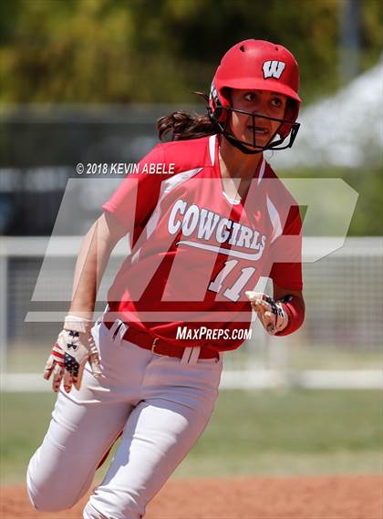 Thumbnail 2 in Miami vs Willcox photogallery.