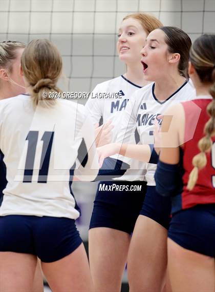 Thumbnail 1 in Memorial vs Timber Creek photogallery.