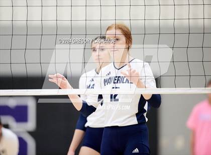 Thumbnail 1 in Memorial vs Timber Creek photogallery.