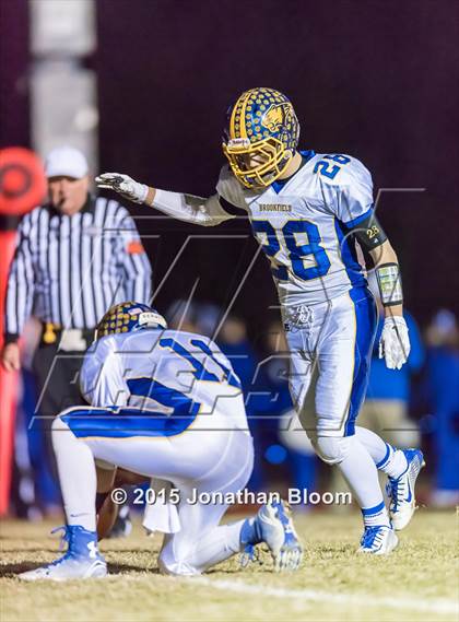Thumbnail 3 in Brookfield vs. Killingly (CIAC Class M Semifinal) photogallery.