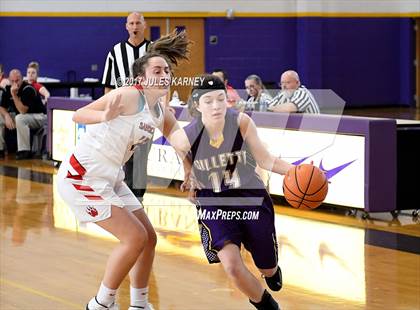Thumbnail 1 in Campbell County vs. Castleview (Tarkanian Classic) photogallery.