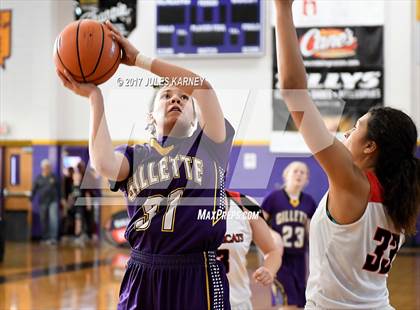 Thumbnail 2 in Campbell County vs. Castleview (Tarkanian Classic) photogallery.