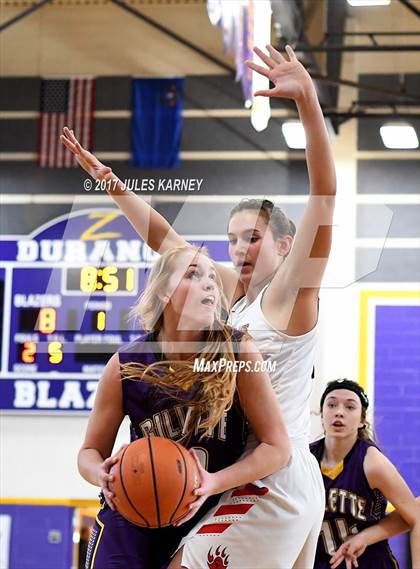 Thumbnail 3 in Campbell County vs. Castleview (Tarkanian Classic) photogallery.