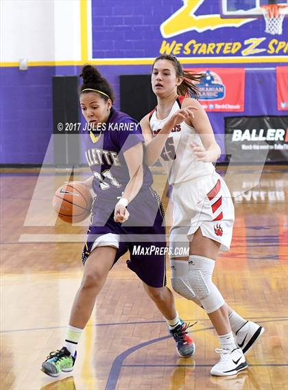 Thumbnail 3 in Campbell County vs. Castleview (Tarkanian Classic) photogallery.