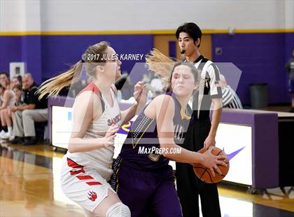 Thumbnail 2 in Campbell County vs. Castleview (Tarkanian Classic) photogallery.