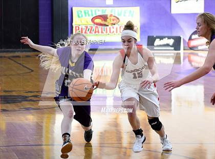 Thumbnail 3 in Campbell County vs. Castleview (Tarkanian Classic) photogallery.