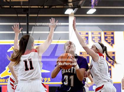 Thumbnail 1 in Campbell County vs. Castleview (Tarkanian Classic) photogallery.
