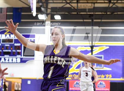 Thumbnail 3 in Campbell County vs. Castleview (Tarkanian Classic) photogallery.