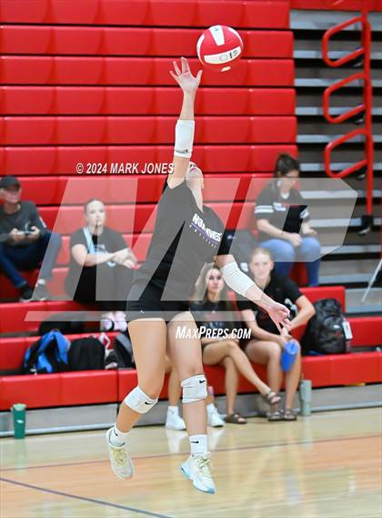 Thumbnail 2 in Northwest Christian vs. Kellis (Ironwood Scrimmage) photogallery.