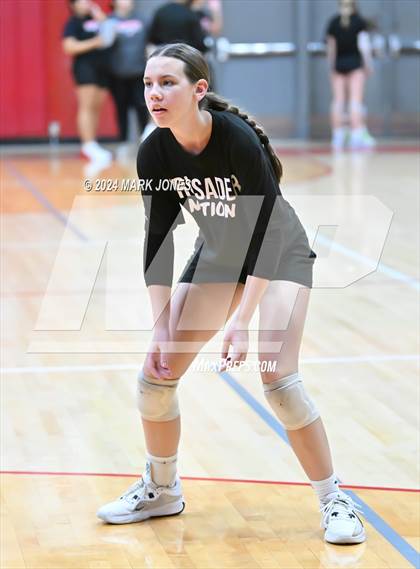 Thumbnail 2 in Northwest Christian vs. Kellis (Ironwood Scrimmage) photogallery.