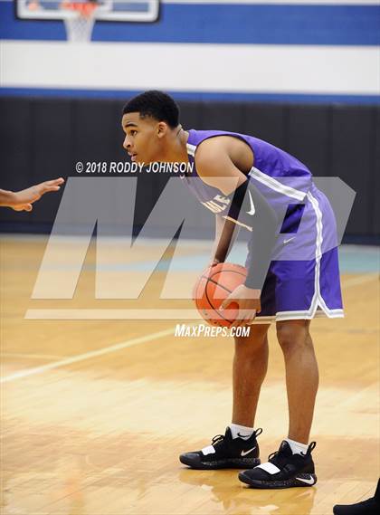 Thumbnail 3 in Humble vs. Hebron (McDonald's Texas Invitational) photogallery.