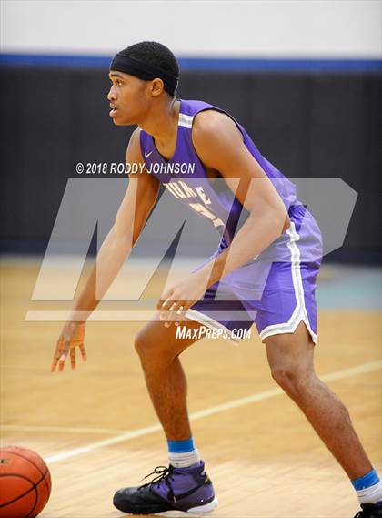 Thumbnail 3 in Humble vs. Hebron (McDonald's Texas Invitational) photogallery.