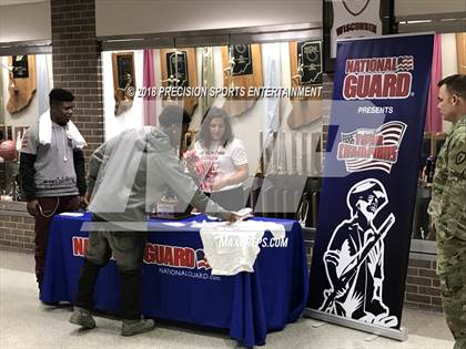 Thumbnail 2 in Ben Davis TOC Ceremony photogallery.