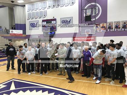 Thumbnail 2 in Ben Davis TOC Ceremony photogallery.